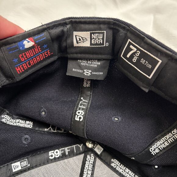 MLB Boston Red Sox Rare Boston Skyline Fitted Cap Hat NWT Mint Size 7 3/8 - Picture 4 of 4